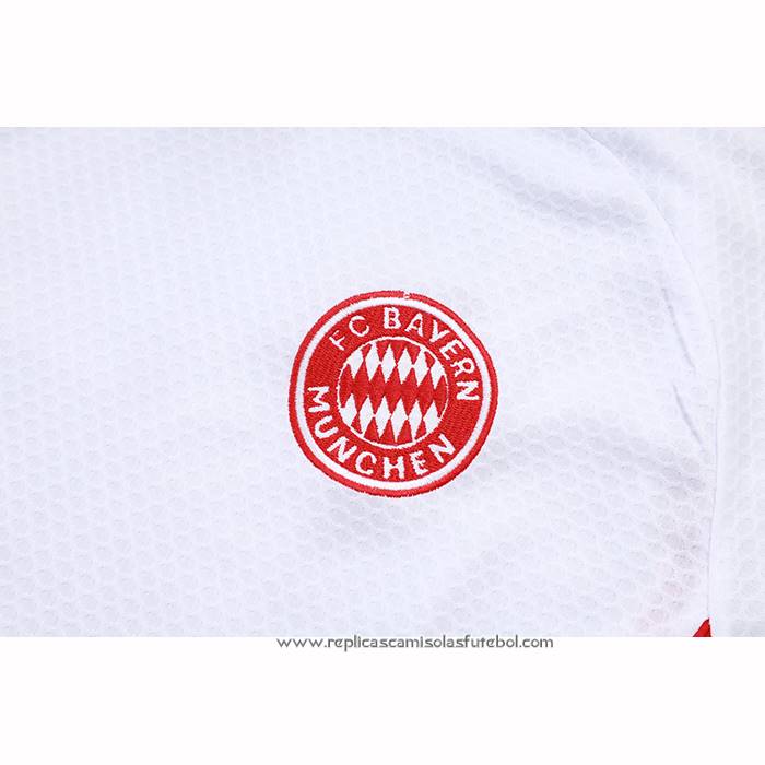 Fato de Treino
 Bayern de Munique
 2025-2026 Manga Curta
 Branco
 - Calcas Curta
